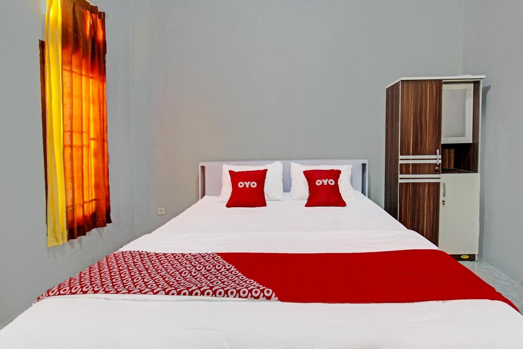 Oyo 91210 Hotel J3 普拉亚 外观 照片