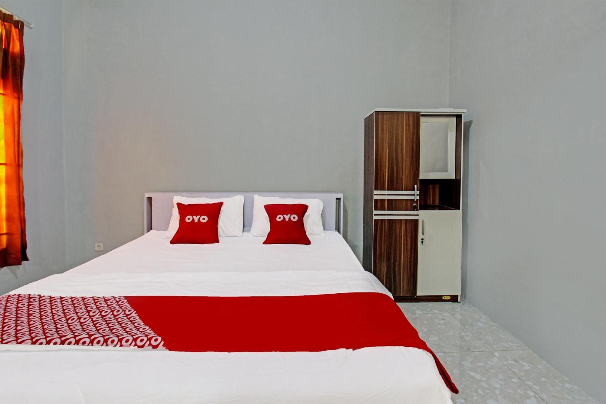 Oyo 91210 Hotel J3 普拉亚 外观 照片